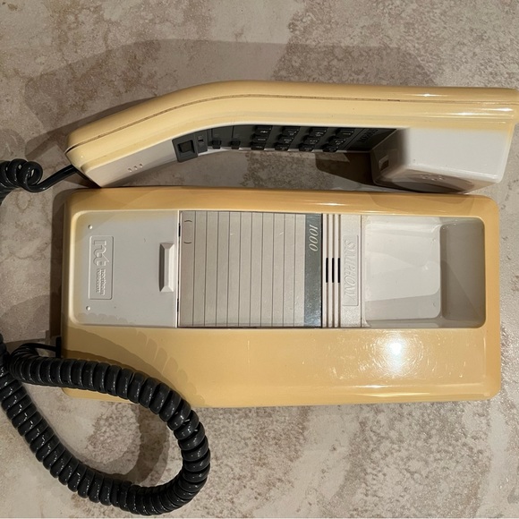 Vintage 1990 Northern Telecom Symphony Corded Phone - Picture 2 of 10